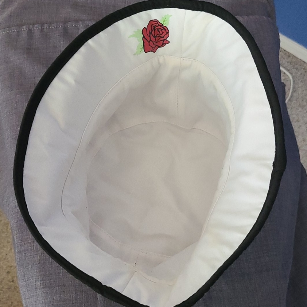 Bucket hat - Picture 3 of 3